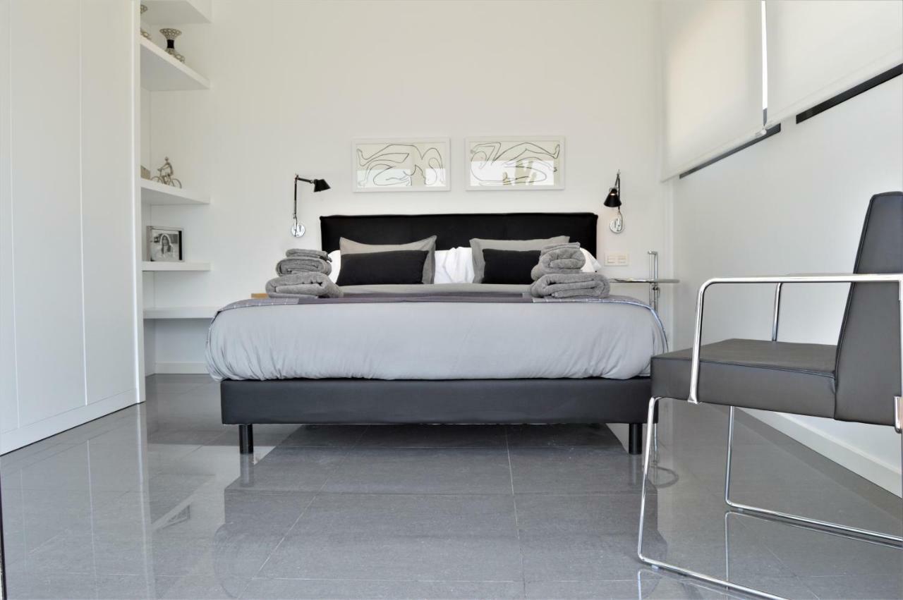 Villa With Private Pool Llobregales エクステリア 写真