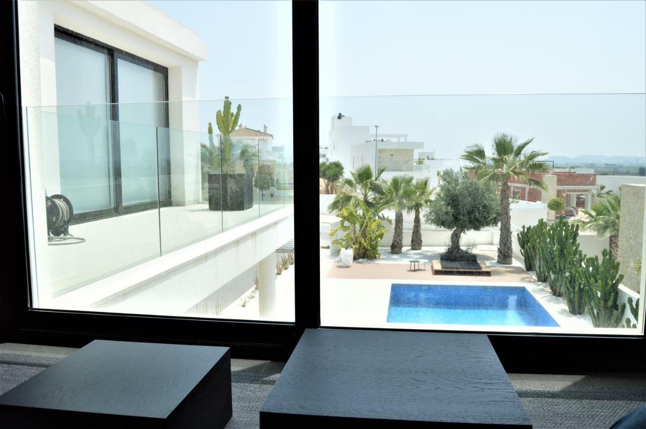 Villa With Private Pool Llobregales エクステリア 写真